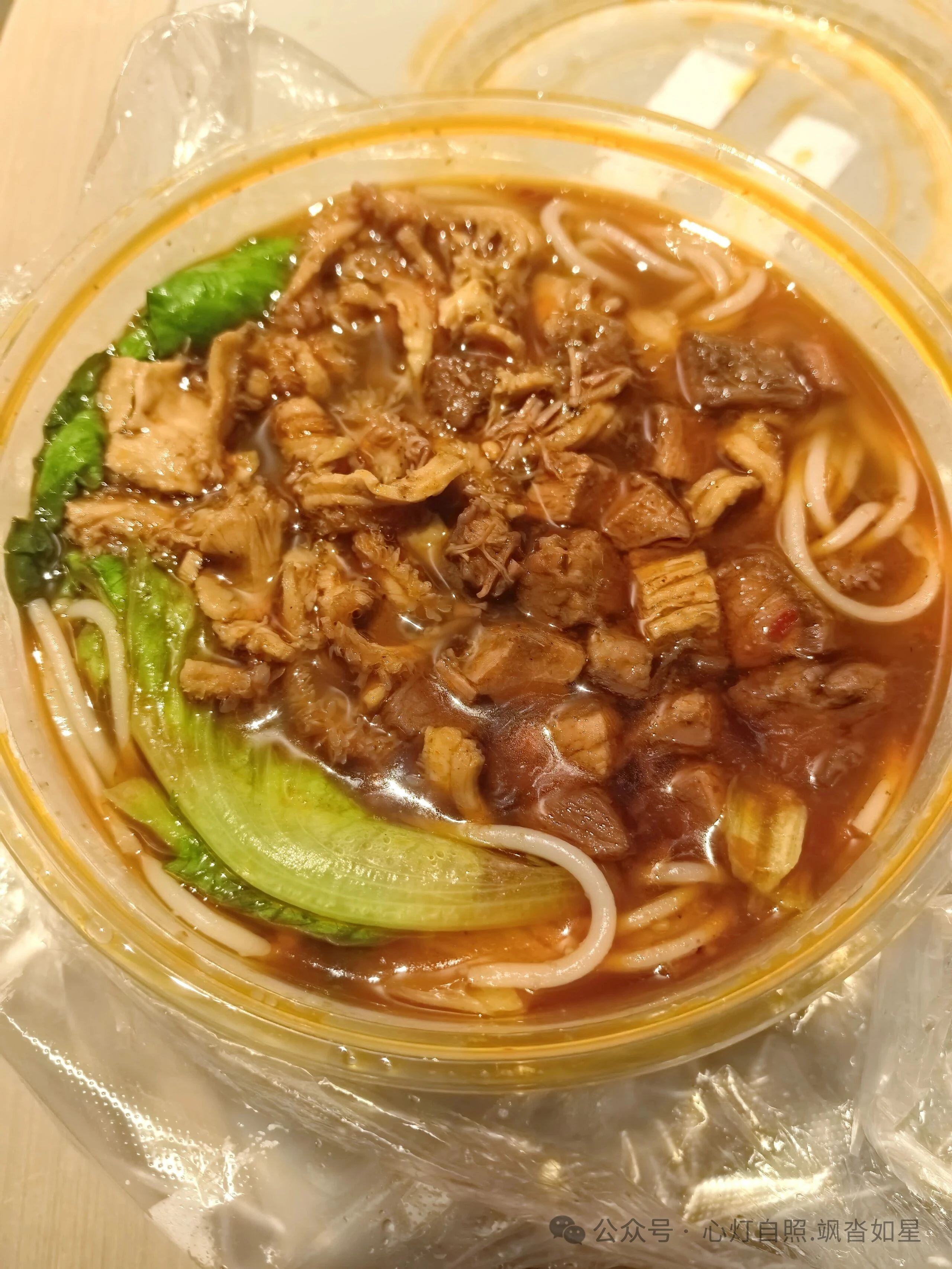深夜食堂品尝江西赣州牛肉牛杂粉