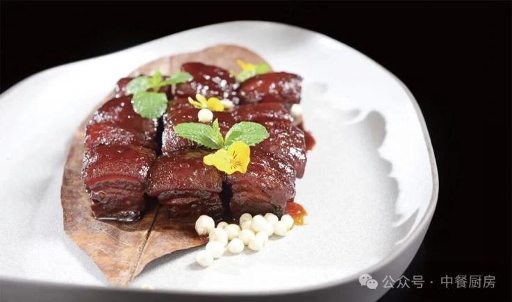 当餐酒楼地方风味菜，匠心入味