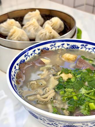 江苏南京10大必吃美食，一座被鸭油香浸润的六朝古都