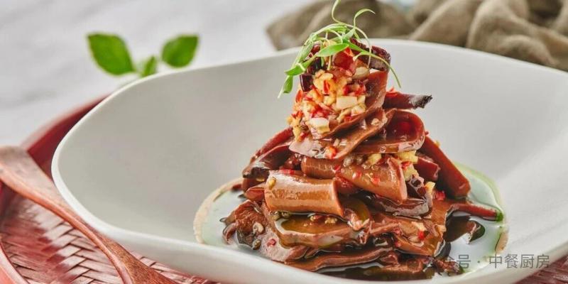 当餐酒楼特色私房菜,鲜掉眉毛