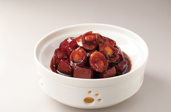 当餐酒楼热卖融合菜,选料严格把关