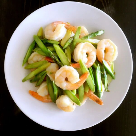 品质超群 紫色有机芦笋 生吃脆甜 富含氨基酸 令人赞不绝口