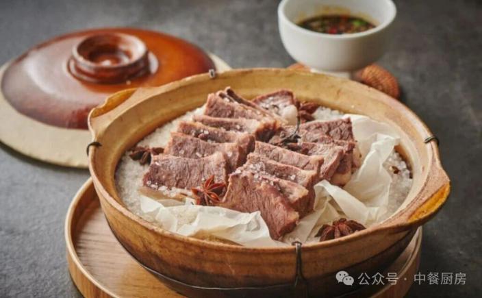 当餐酒楼特色私房菜,鲜掉眉毛