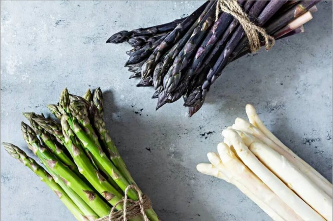 品质超群 紫色有机芦笋 生吃脆甜 富含氨基酸 令人赞不绝口