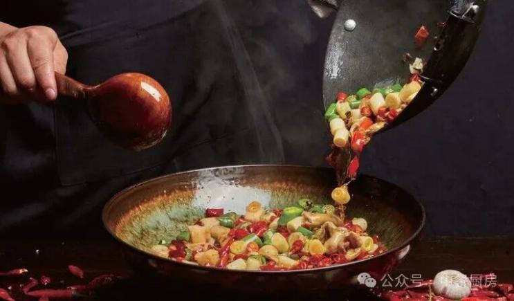 当餐酒楼地方风味菜，臻选好料