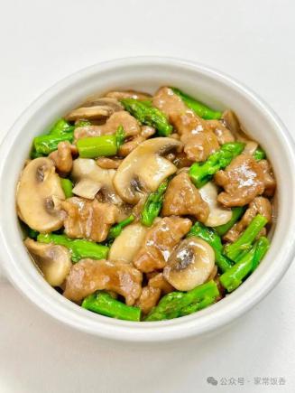 41岁跑步后猝死!美食博主泪崩:再忙也要吃好每一顿饭;这9道懒人蒸菜,营养翻倍还超省时,忙碌上班族必备"救命饭"!