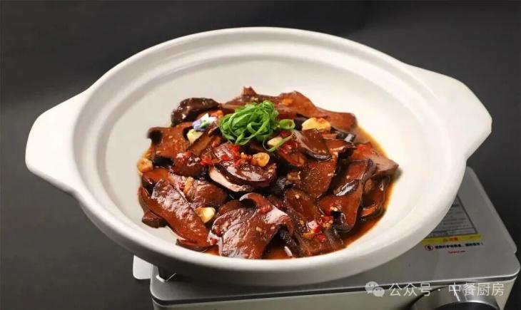 当餐酒楼旺销口味菜，回头客的秘密清单