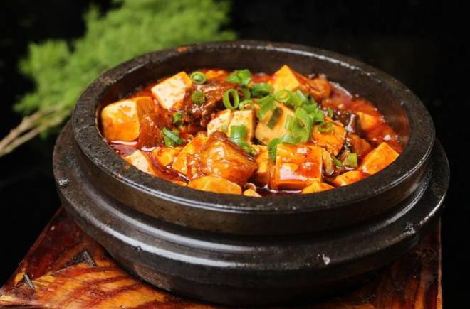 当餐酒楼旺销菜，珍材入味