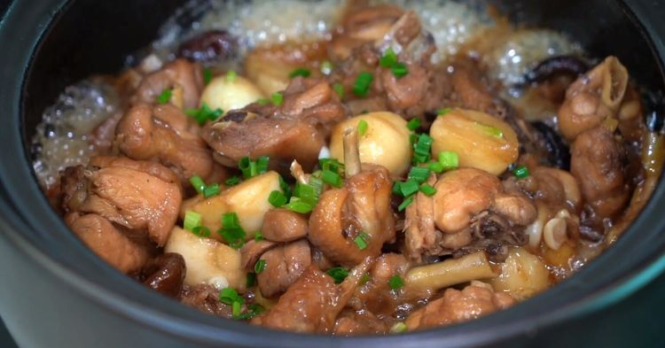 广东吃鸡餐饮店经营策略