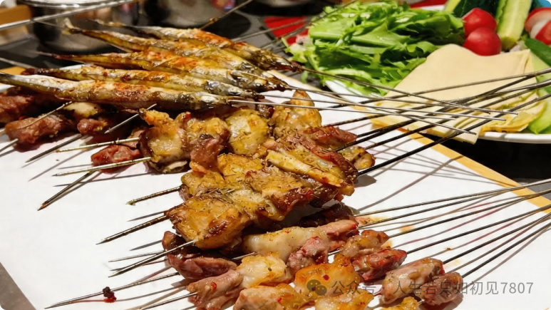 黑土地上的“舌尖密码”：辽宁美食图鉴，哪道能让你“一口入魂”？