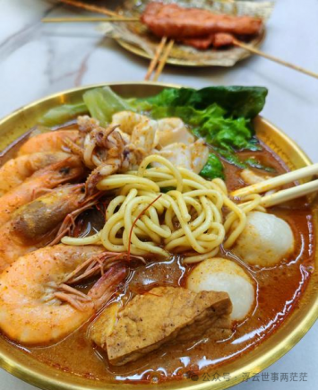 8 个最地道的美食探寻圣地,先收藏了迟早得用上!