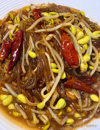 简简单单一道美食下饭菜“豆芽粉丝”!