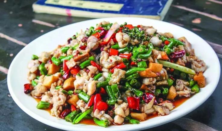 当餐酒楼招牌菜，鲜香四溢